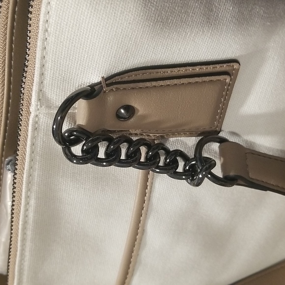 Vera Wang Satchel Purse - Picture 3 of 16